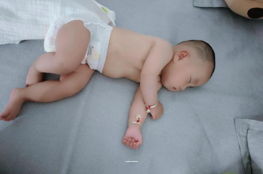 慈利宝宝口水多怎么回事